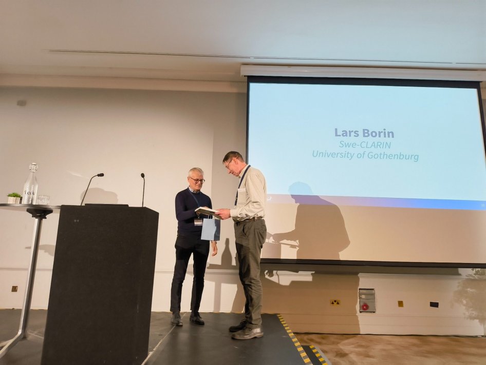 Lars Borin tilldelas Steven Krauwer-priset